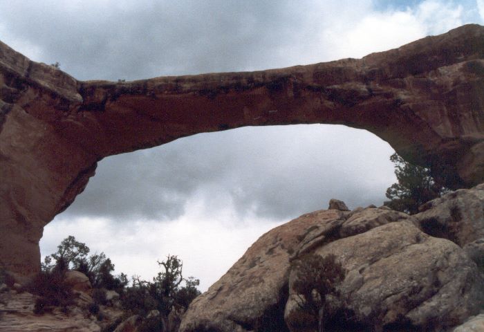 ../Images/127.Natural Bridges Nat.Monument.jpg